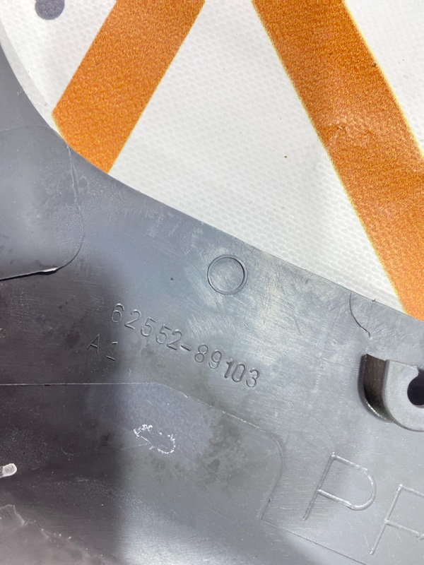 Обшивка салона Toyota Hilux Surf KZN130W 1KZ-TE 1994 задняя (б/у) Обшивка салона Toyota Hilux Surf KZN130W 1KZ-TE 1994 задняя (б/у)