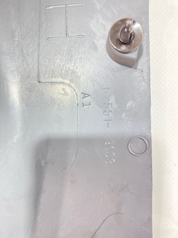 Обшивка салона Toyota Hilux Surf KZN130W 1KZ-TE 1994 задняя (б/у) Обшивка салона Toyota Hilux Surf KZN130W 1KZ-TE 1994 задняя (б/у)