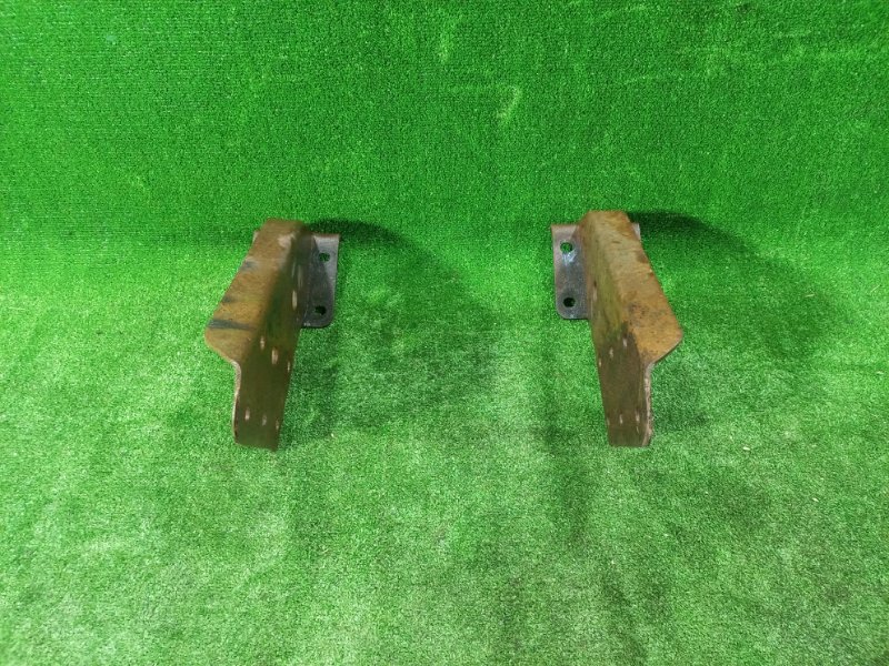 Крепление бампера Nissan Diesel Condor CM87 FE6 1992 заднее (б/у)