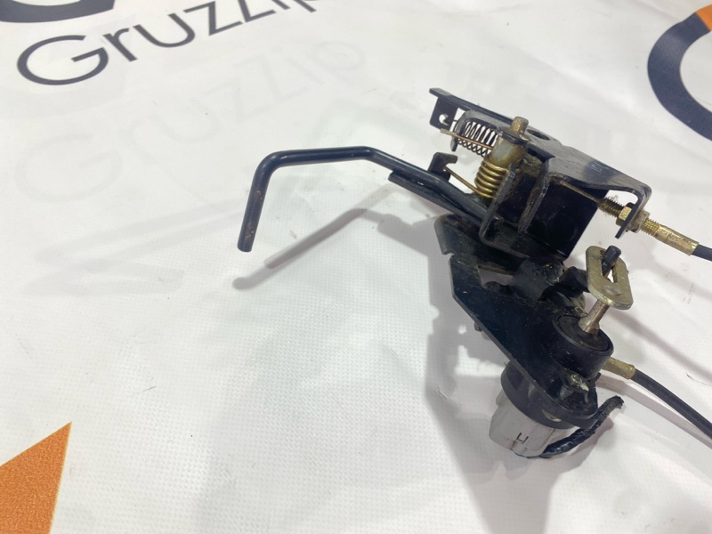 Педаль газа Isuzu Giga CYJ77W6 6UZ1 2006 (б/у) Педаль газа Isuzu Giga CYJ77W6 6UZ1 2006 (б/у)