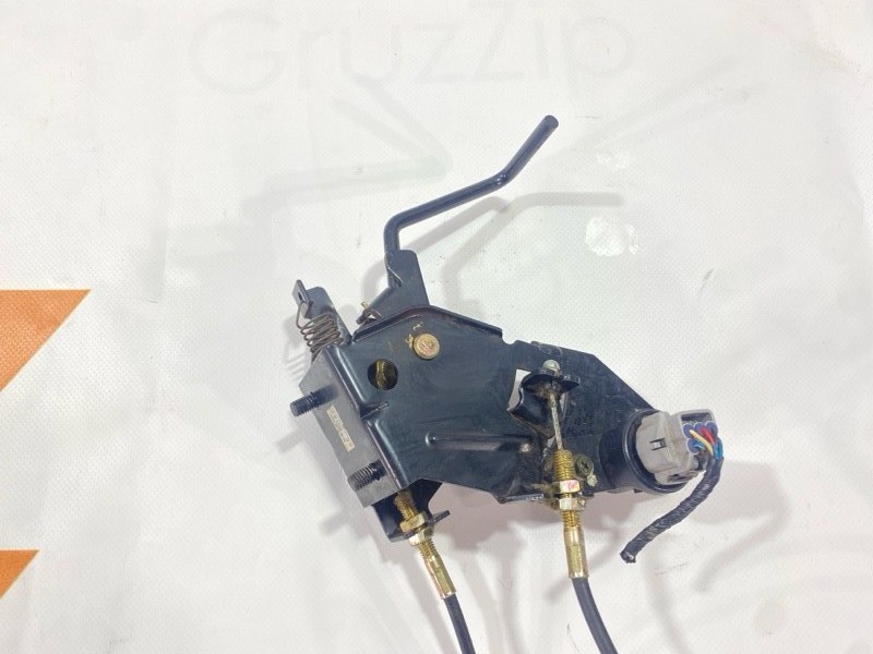 Педаль газа Isuzu Giga CYJ77W6 6UZ1 2006 (б/у) Педаль газа Isuzu Giga CYJ77W6 6UZ1 2006 (б/у)
