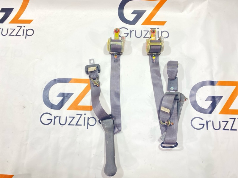 Ремень безопасности Toyota Hilux Surf KZN130W 1KZ-TE 1994 задний (б/у)