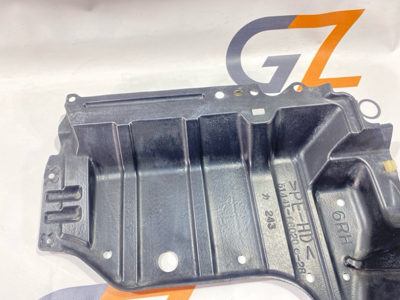 Защита двигателя Toyota WISH ZGE25W 2ZRFAE 2009 передняя правая (б/у) Защита двигателя Toyota WISH ZGE25W 2ZRFAE 2009 передняя правая (б/у)