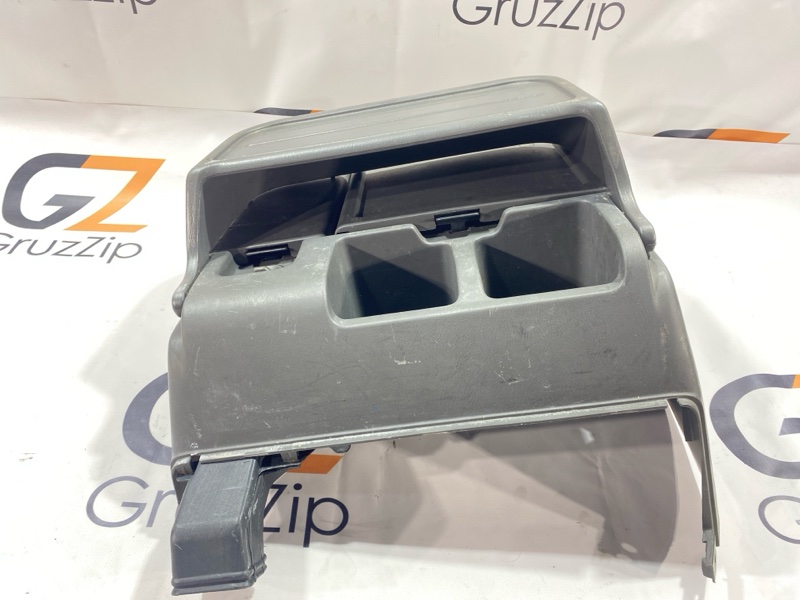 Бардачок между сидений Isuzu Giga CYJ77W6 6UZ1 2006 (б/у) Бардачок между сидений Isuzu Giga CYJ77W6 6UZ1 2006 (б/у)