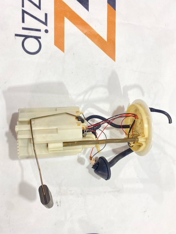 Топливный насос Nissan X-TRAIL NT32 MR20 2015 (б/у) Топливный насос Nissan X-TRAIL NT32 MR20 2015 (б/у)