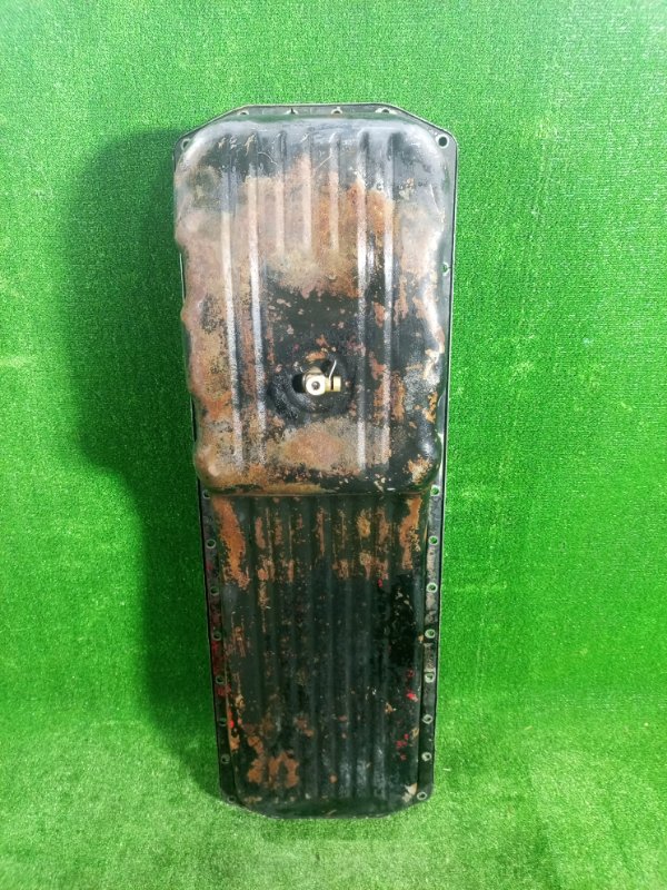 Поддон Isuzu Giga CXM50 6WA1 1995 (б/у) Поддон Isuzu Giga CXM50 6WA1 1995 (б/у)