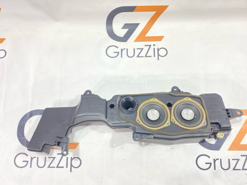 Саб-буфер Toyota Land Cruiser Cygnus UZJ100W 2UZ-FE 2000 (б/у) Саб-буфер Toyota Land Cruiser Cygnus UZJ100W 2UZ-FE 2000 (б/у)