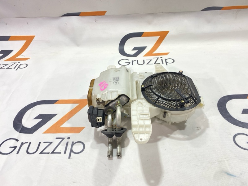 Печка в сборе Toyota Land Cruiser Cygnus UZJ100W 2UZ-FE 2000 задняя (б/у) Печка в сборе Toyota Land Cruiser Cygnus UZJ100W 2UZ-FE 2000 задняя (б/у)