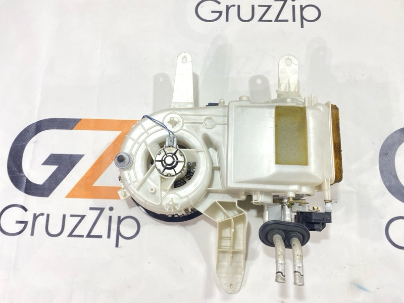 Печка в сборе Toyota Land Cruiser Cygnus UZJ100W 2UZ-FE 2000 задняя (б/у) Печка в сборе Toyota Land Cruiser Cygnus UZJ100W 2UZ-FE 2000 задняя (б/у)