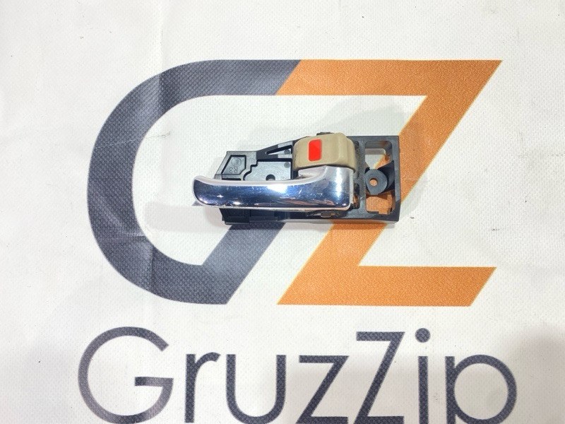 Ручка двери Toyota Land Cruiser Cygnus UZJ100W 2UZ-FE 2000 передняя правая (б/у)
