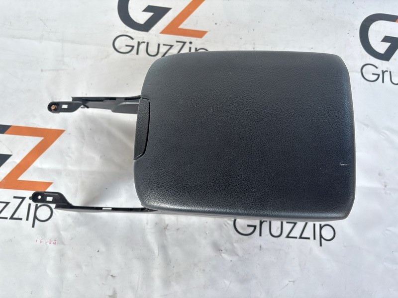 Бардачок между сидений Toyota Land Cruiser Prado VZJ121W 5VZ-FE 2004 (б/у)