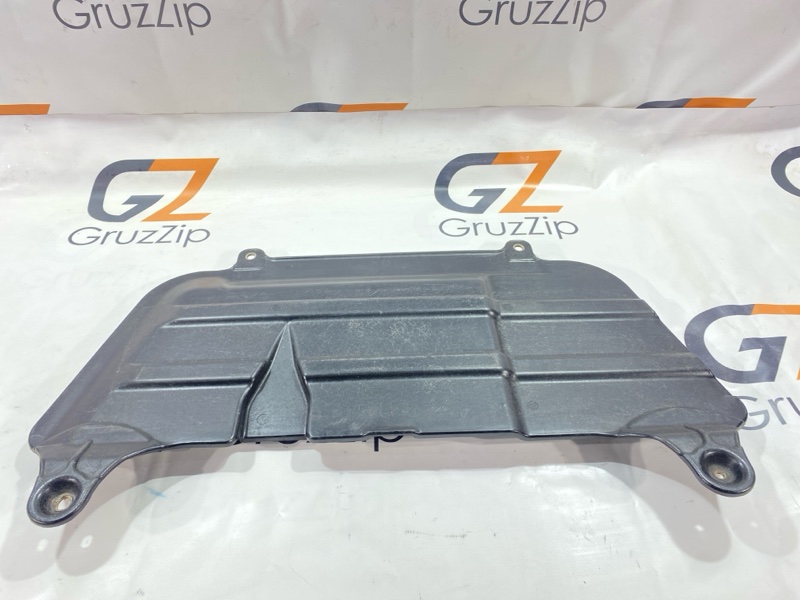 Защита двигателя Toyota Land Cruiser HDJ101K 1HD-FTE 2000 (б/у) Защита двигателя Toyota Land Cruiser HDJ101K 1HD-FTE 2000 (б/у)