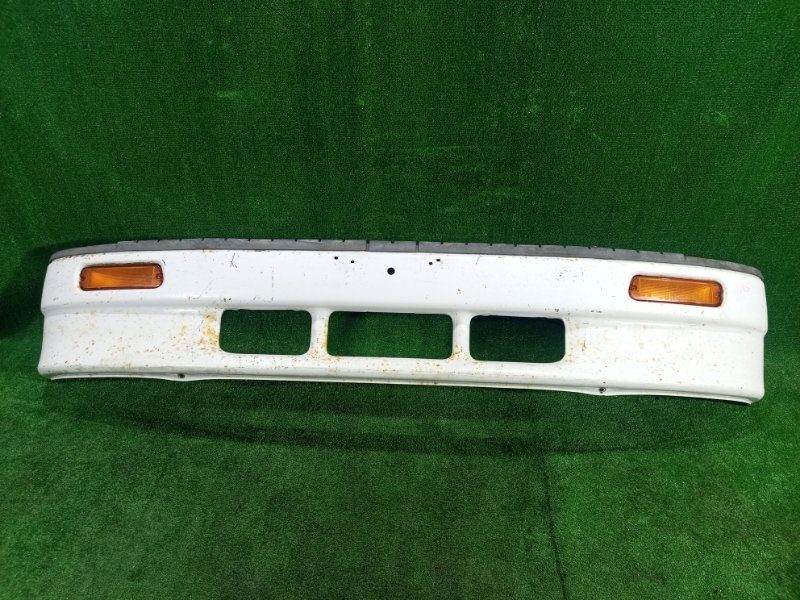 Бампер Isuzu Forward FRR34 6HK1 2003 (б/у)