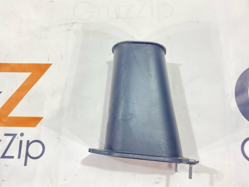 Кожух рулевой колонки Isuzu Giga CYJ77W6 6UZ1 2006 (б/у) Кожух рулевой колонки Isuzu Giga CYJ77W6 6UZ1 2006 (б/у)