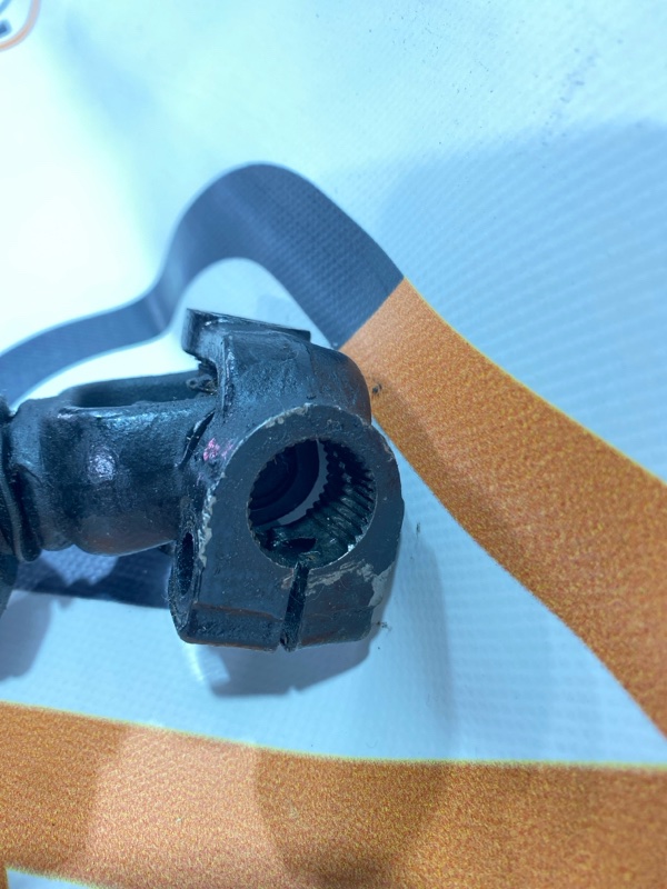 Рулевая колонка Isuzu Giga CYJ77W6 6UZ1 2006 (б/у) Рулевая колонка Isuzu Giga CYJ77W6 6UZ1 2006 (б/у)