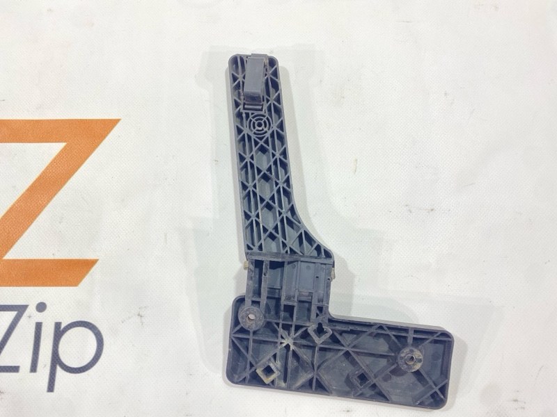 Педаль газа Isuzu Giga CYJ77W6 6UZ1 2006 (б/у) Педаль газа Isuzu Giga CYJ77W6 6UZ1 2006 (б/у)