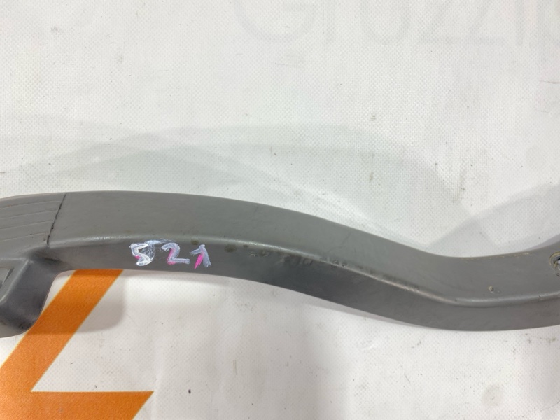 Порожек пластиковый Isuzu Giga CYJ77W6 6UZ1 2006 правый (б/у) Порожек пластиковый Isuzu Giga CYJ77W6 6UZ1 2006 правый (б/у)