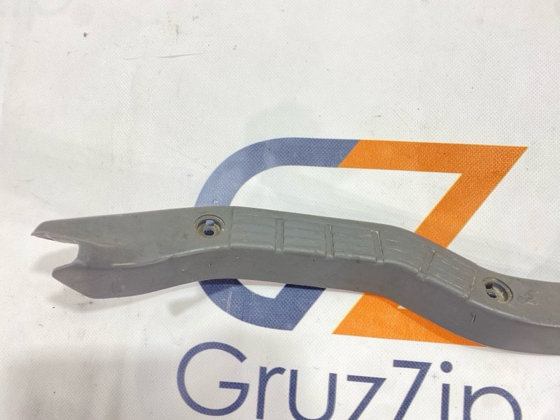 Порожек пластиковый Isuzu Giga CYJ77W6 6UZ1 2006 левый (б/у) Порожек пластиковый Isuzu Giga CYJ77W6 6UZ1 2006 левый (б/у)