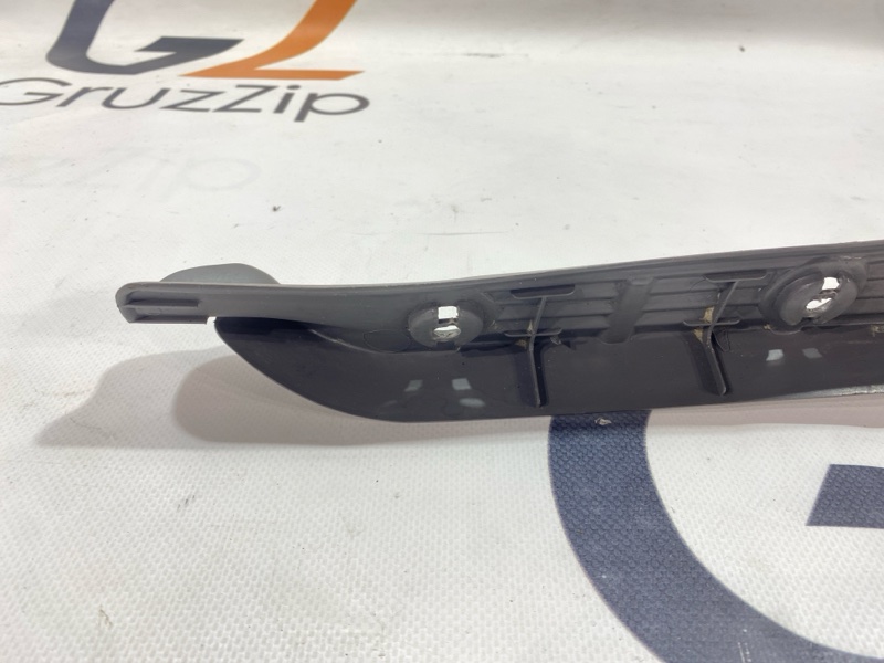 Порожек пластиковый Isuzu Giga CYJ77W6 6UZ1 2006 левый (б/у) Порожек пластиковый Isuzu Giga CYJ77W6 6UZ1 2006 левый (б/у)