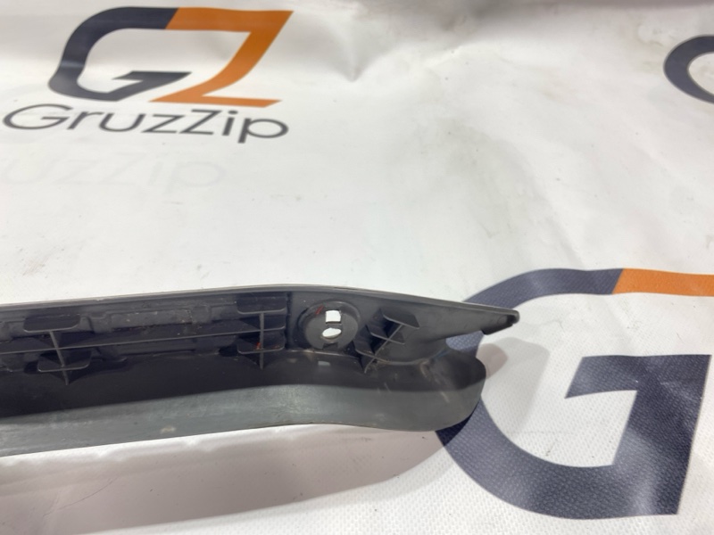 Порожек пластиковый Isuzu Giga CYJ77W6 6UZ1 2006 левый (б/у) Порожек пластиковый Isuzu Giga CYJ77W6 6UZ1 2006 левый (б/у)