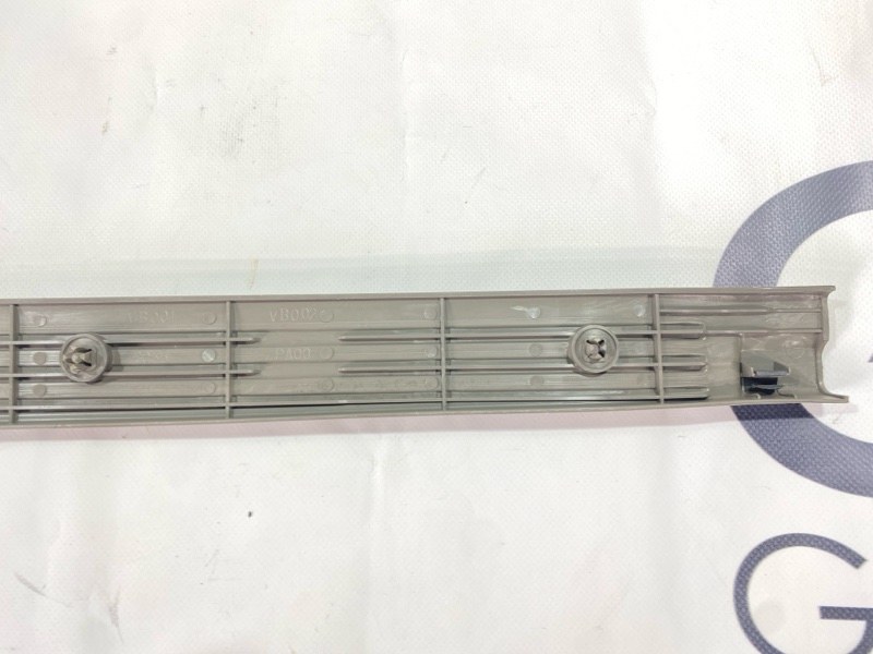Накладка на порог багажника Nissan Safari WGY61 TB45E 1998 (б/у) Накладка на порог багажника Nissan Safari WGY61 TB45E 1998 (б/у)