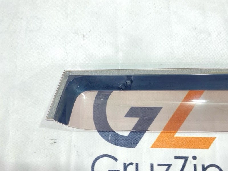 Ветровик Toyota Land Cruiser Cygnus UZJ100W 2UZ-FE 2000 задний правый (б/у) Ветровик Toyota Land Cruiser Cygnus UZJ100W 2UZ-FE 2000 задний правый (б/у)