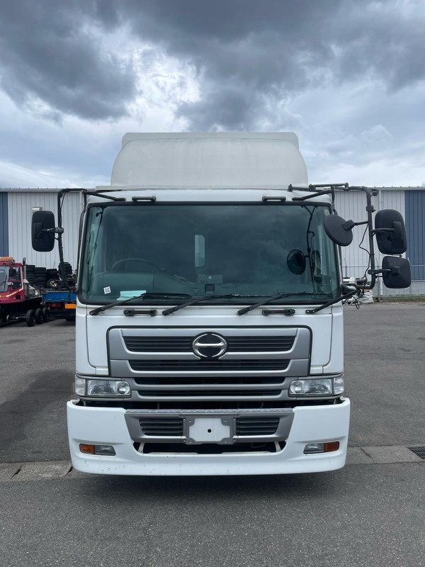 Кабина Hino Profia SH1 K13C 2003 (б/у)
