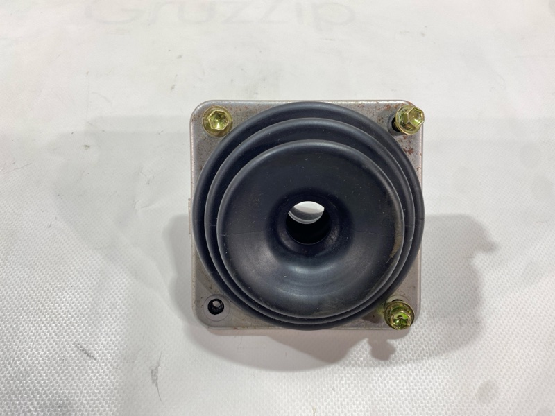Кожух ручки переключения раздатки Toyota Land Cruiser Prado VZJ120W 5VZ-FE 2004 (б/у) Кожух ручки переключения раздатки Toyota Land Cruiser Prado VZJ120W 5VZ-FE 2004 (б/у)