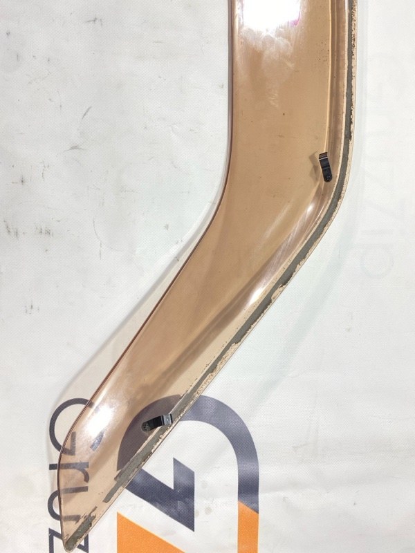 Ветровик Nissan Safari WGY61 TB45E 1998 передний левый (б/у) Ветровик Nissan Safari WGY61 TB45E 1998 передний левый (б/у)