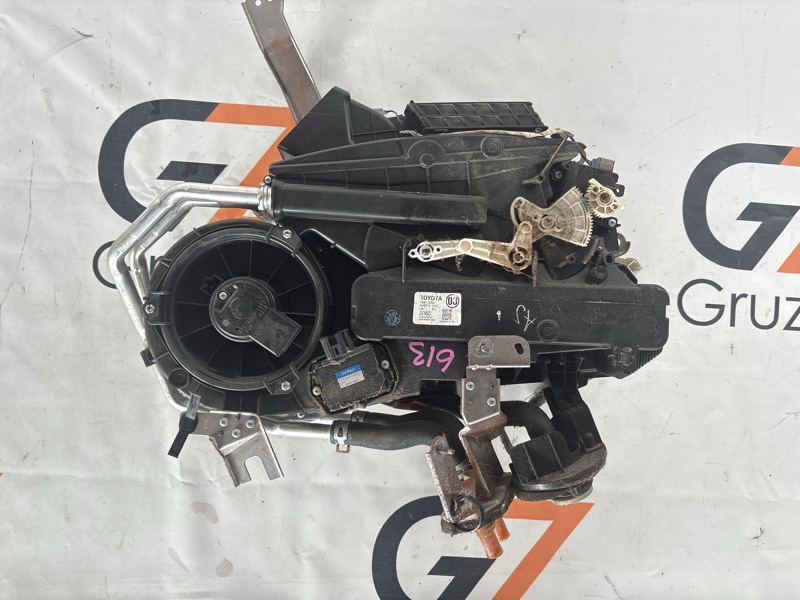 Печка в сборе Toyota Sequoia USK65 3URFBE 2009 задняя (б/у)