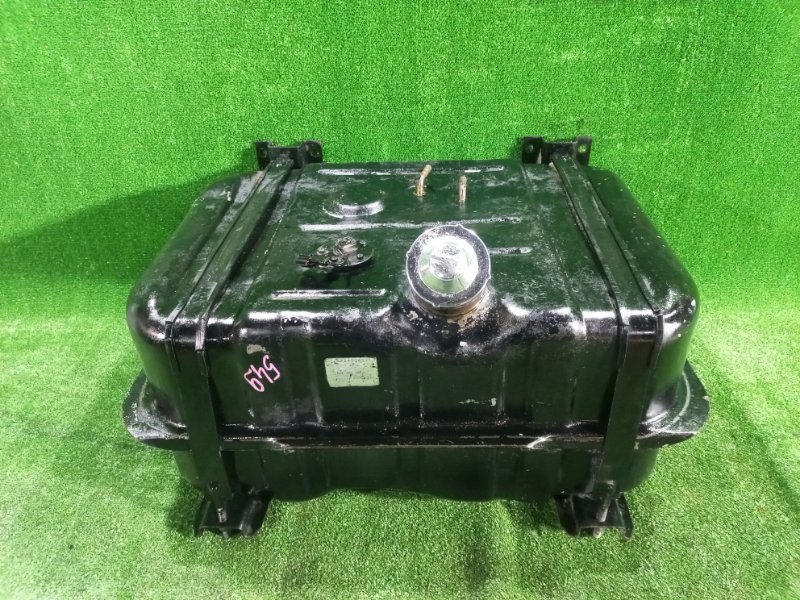 Топливный бак Isuzu Forward FRR32 6HE1 1993 (б/у)