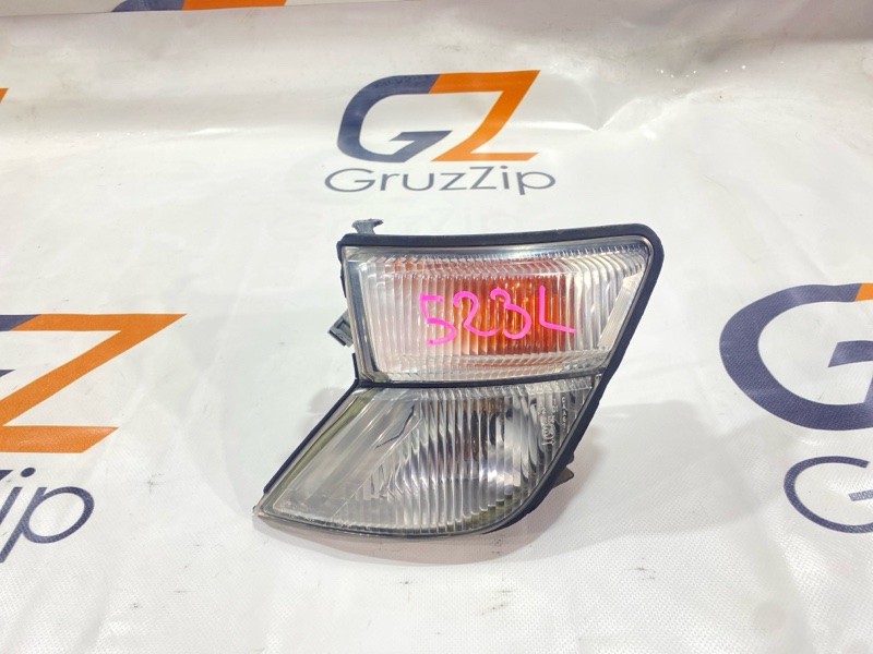Габарит Nissan Safari WGY61 TB45E 1998 передний левый (б/у)