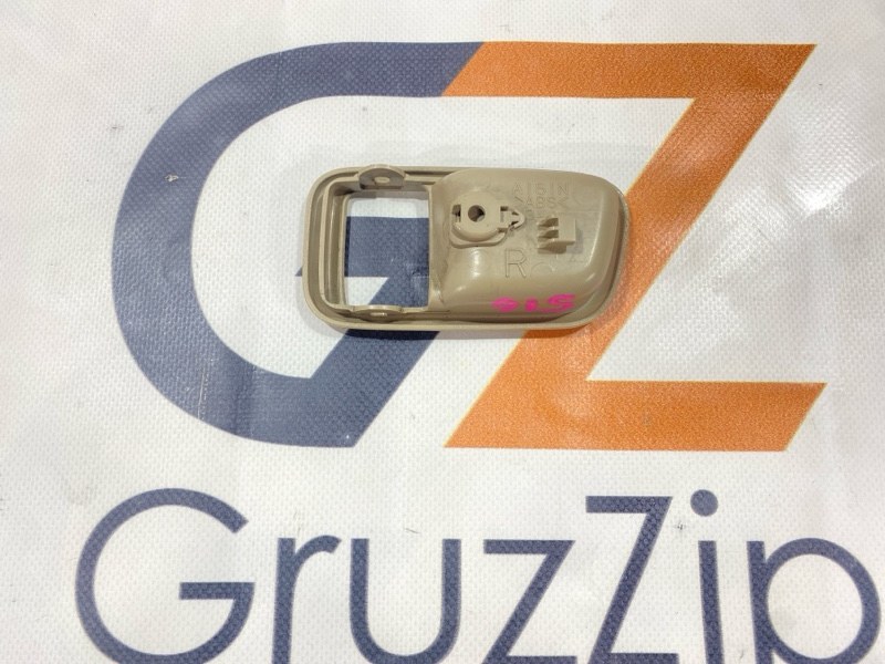 Накладка ручки двери Toyota Land Cruiser HDJ101K 1HD-FTE 2000 задняя правая (б/у) Накладка ручки двери Toyota Land Cruiser HDJ101K 1HD-FTE 2000 задняя правая (б/у)