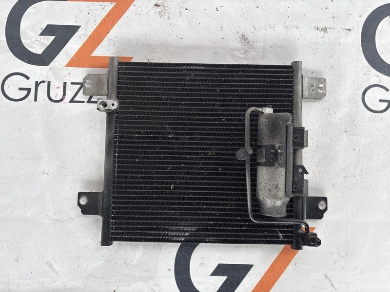 Радиатор кондиционера Mitsubishi Fuso Canter FG50 4M51 2001 (б/у)
