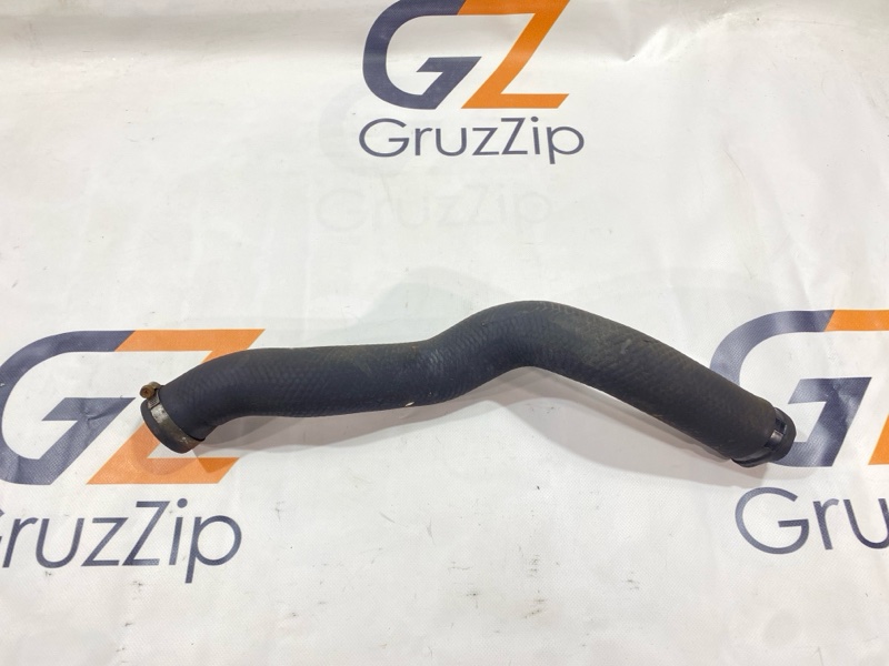 Патрубок интеркулера Toyota Land Cruiser HDJ101K 1HD-FTE 2000 (б/у) Патрубок интеркулера Toyota Land Cruiser HDJ101K 1HD-FTE 2000 (б/у)