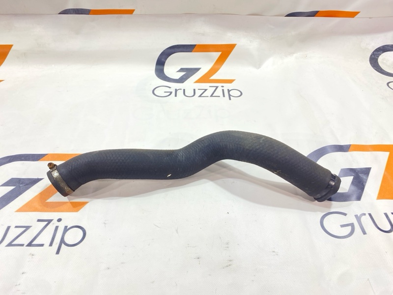 Патрубок интеркулера Toyota Land Cruiser HDJ101K 1HD-FTE 2000 (б/у) Патрубок интеркулера Toyota Land Cruiser HDJ101K 1HD-FTE 2000 (б/у)