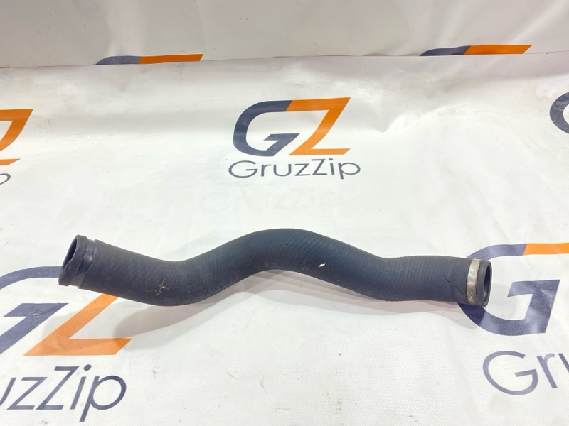 Патрубок интеркулера Toyota Land Cruiser HDJ101K 1HD-FTE 2000 (б/у) Патрубок интеркулера Toyota Land Cruiser HDJ101K 1HD-FTE 2000 (б/у)