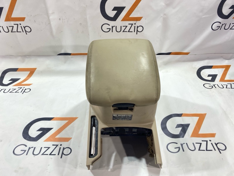 Бардачок между сидений Toyota Land Cruiser Cygnus UZJ100W 2UZ-FE 2000 (б/у) Бардачок между сидений Toyota Land Cruiser Cygnus UZJ100W 2UZ-FE 2000 (б/у)