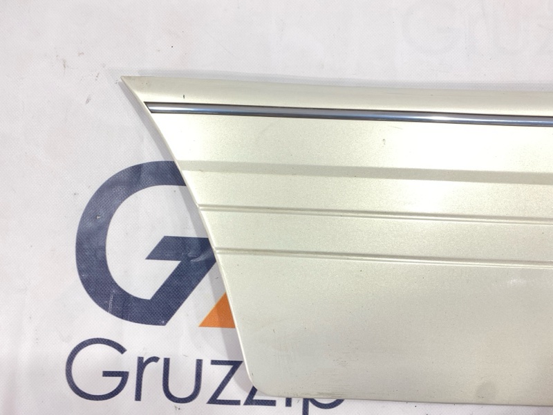 Накладка на дверь Toyota Land Cruiser Cygnus UZJ100W 2UZ-FE 2000 задняя правая (б/у) Накладка на дверь Toyota Land Cruiser Cygnus UZJ100W 2UZ-FE 2000 задняя правая (б/у)