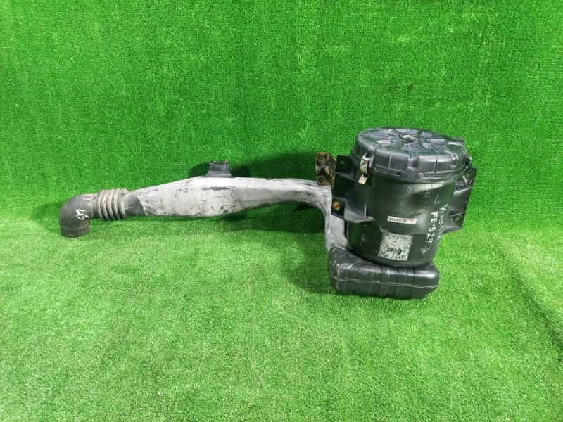 Корпус воздушного фильтра Mitsubishi Fuso Canter FE517 4D33 1995 (б/у)