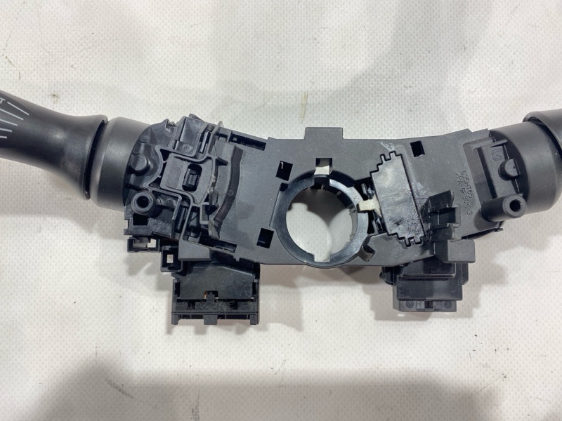 Гитара Toyota WISH ZGE25W 2ZRFAE 2009 (б/у) Гитара Toyota WISH ZGE25W 2ZRFAE 2009 (б/у)