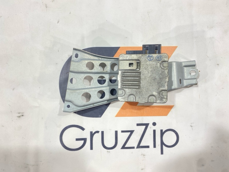 Блок управления Toyota WISH ZGE25W 2ZRFAE 2009 (б/у)