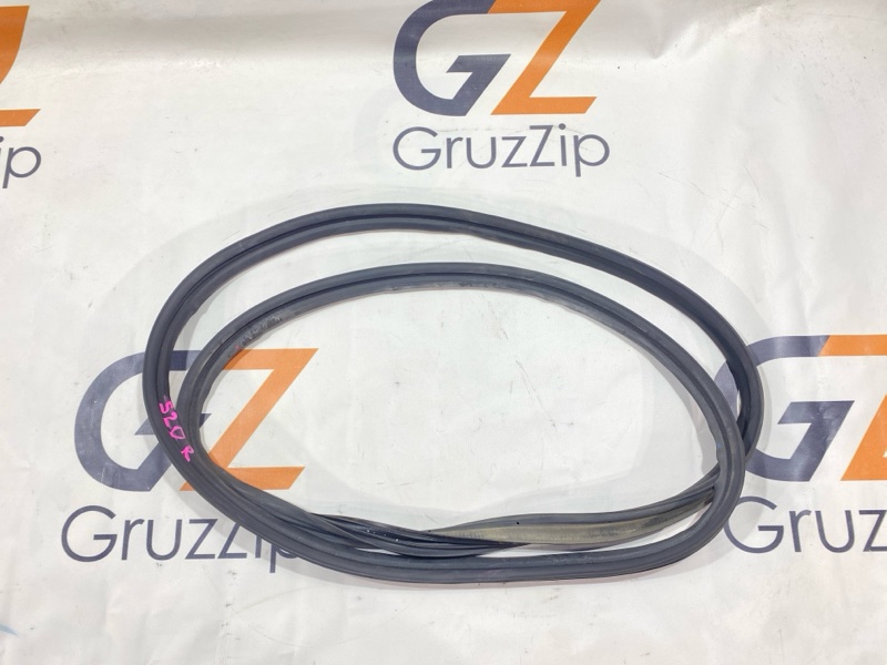 Уплотнитель двери багажника Mazda CX-3 DK5FW S5DPTS 2016 (б/у)