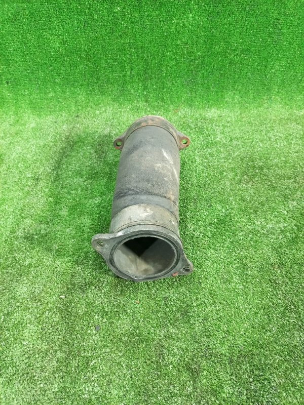 Патрубок интеркулера Hino Profia FN2 P11C 1995 (б/у) Патрубок интеркулера Hino Profia FN2 P11C 1995 (б/у)