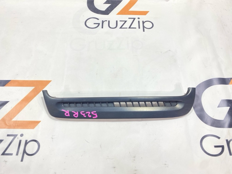 Воздуховод салона Nissan Safari WGY61 TB45E 1998 задний правый (б/у) Воздуховод салона Nissan Safari WGY61 TB45E 1998 задний правый (б/у)