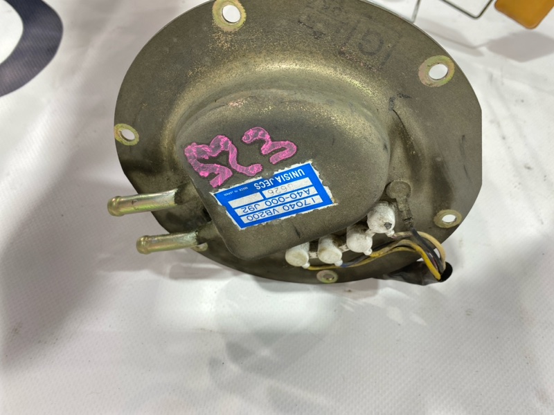 Топливный насос Nissan Safari WGY61 TB45E 1998 (б/у) Топливный насос Nissan Safari WGY61 TB45E 1998 (б/у)