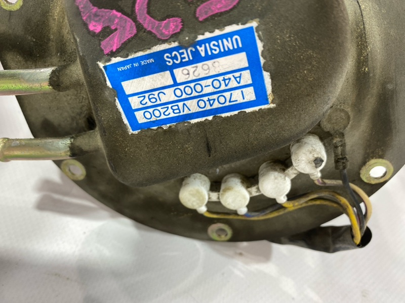 Топливный насос Nissan Safari WGY61 TB45E 1998 (б/у) Топливный насос Nissan Safari WGY61 TB45E 1998 (б/у)