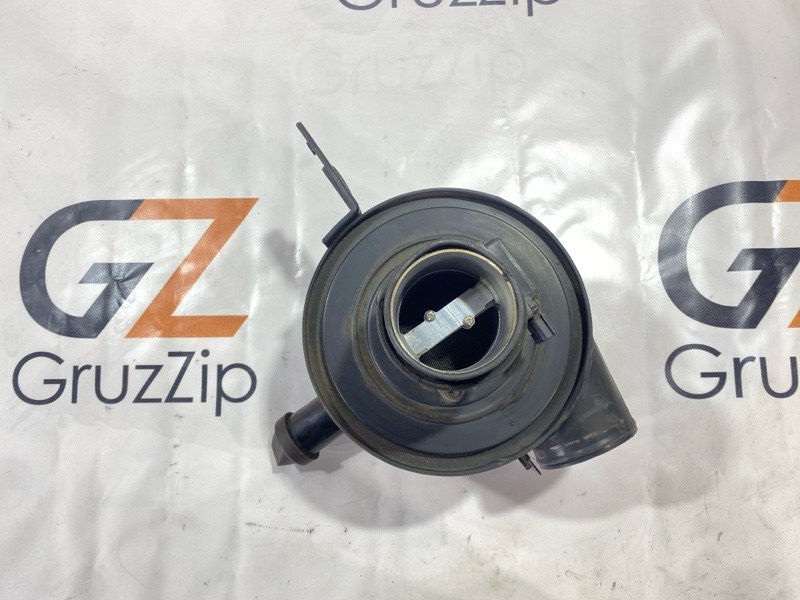 Корпус воздушного фильтра Nissan Safari WGY61 TB45E 1998 (б/у) Корпус воздушного фильтра Nissan Safari WGY61 TB45E 1998 (б/у)