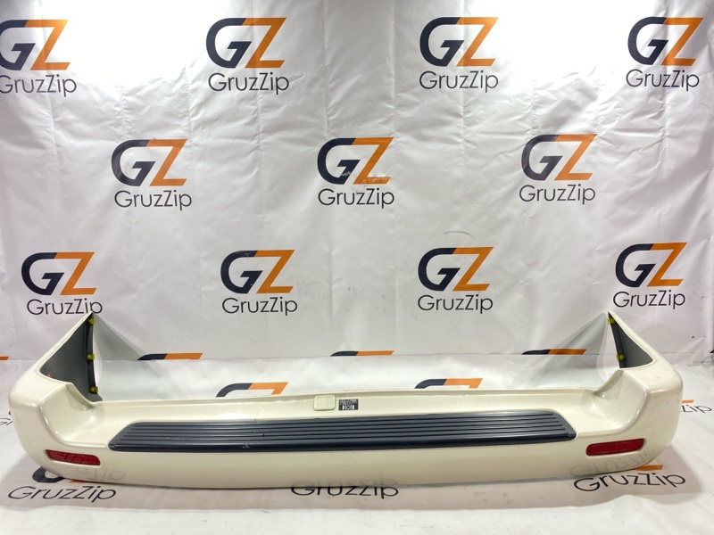 Бампер Toyota Land Cruiser Cygnus UZJ100W 2UZ-FE 2000 задний (б/у)