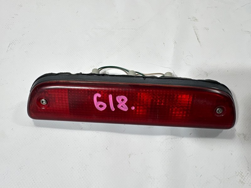 Стоп-сигнал Toyota Tacoma GRN245 1GR-FE 2007 (б/у)